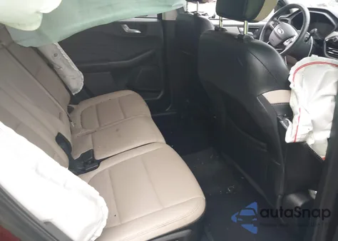 2021 Ford Escape Sel z USA, uszkodzony, nr VIN 1FMCU0H61MUA57750